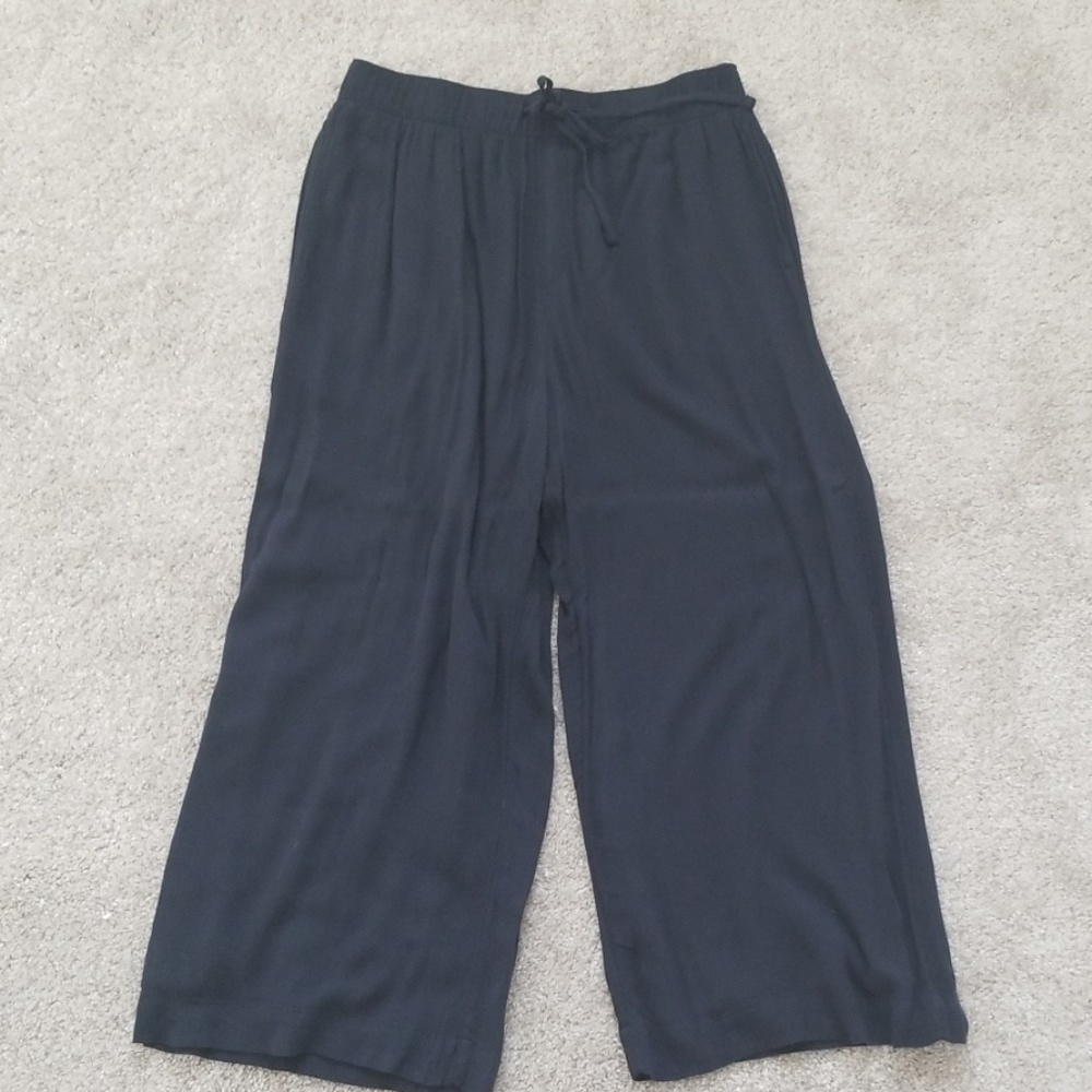 NEW WITH TAGS ABER CROMBIE TOP AND BOTTOM - Picture 5 of 7